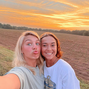 Meet your Posher, Anna